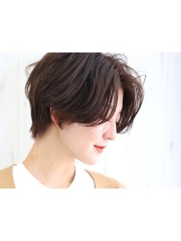 髪や頭皮に優しいオーガニックカラー《ヴィラロドラ》で繰り返しの施術でも極上の質感を！【銀座駅】