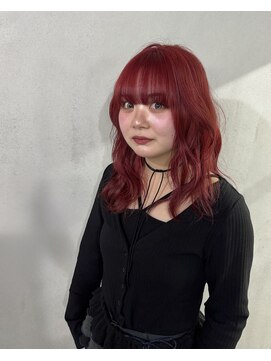 #レッドカラー×ウェーブ巻き