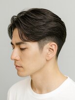 ハレ メンズサロン たまプラーザ(Hale)&nbsp;Haleメンズ刈り上げセンターパートニュアンスパーマたまプラーザ