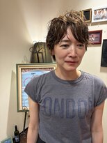 ヘアアンドスペース ベロン(hair&space velon) 緩めショートパーマ
