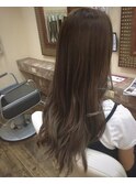 外国人風ヘアカラー　「アッシュグレイ×グラデーション」