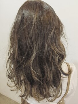 セルマ 自由が丘(selma est) Wカラーオリーブアッシュ