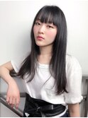 黒髪ストレートロング