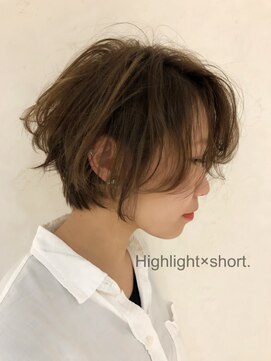 リアン(Lien) 丸みショート×ハイライト/MARINA