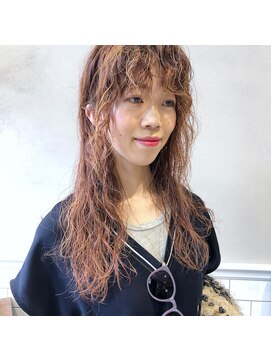 フェンヘアーアイス 中目黒(Fen.hair ici) ロングヘア ウェーブスタイル  デジタルパーマ