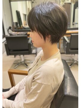 シェルハ(SHELHA) 丸みと襟足シュッとしたショート