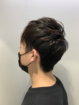 タヤ 経堂店(TAYA) ツーブロック刈り上げネープレスサイドパートアシメ