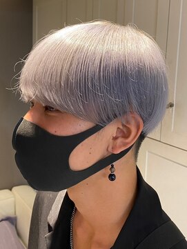 ベレーザ 渋谷(BELEZA) ba1558アッシュシルバーブリーチオンカラー刈り上げボブ