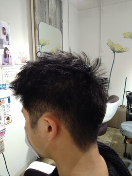 ヴォーグ トレス(VOGUE tres) ソフトモヒカン