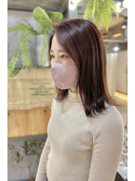 ザ ラボ アングゥ(The Labo ungu) ピンクブラウン/ブラウンカラー/外ハネミディアム