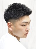 メンズツーブロックアイロンパーマスパイキーショート
