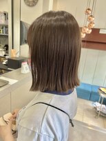 ホワイトストーン WHITE STONE 熊本切りっぱなしボブ透明感カラー20代ヘアスタイル