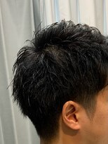 クローバー(CLOVER)&nbsp;心斎橋　小林広明　ショート　ベリーショート
