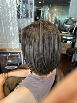 1+ アンプリュス(Unplus) 透明感アッシュ