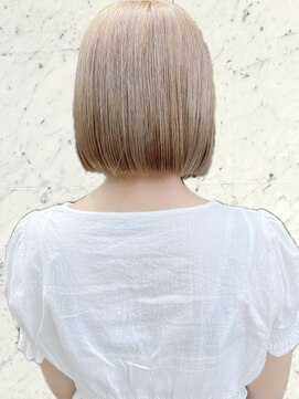 ブルー 仙台店(Blue) ボブ ハイトーン ブロンド ケアブリーチ 【mt___213r】
