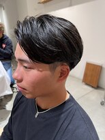 シーツー 三吉店(C2) 毛流れセンターパート