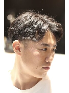 キングスマントーキョー 立川北口店(KINGSMAN TOKYO) アップバング / ツーブロック / スキンフェード 【立川】