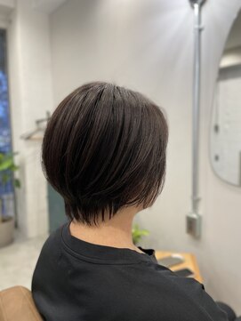 トトノウ ショートボブ