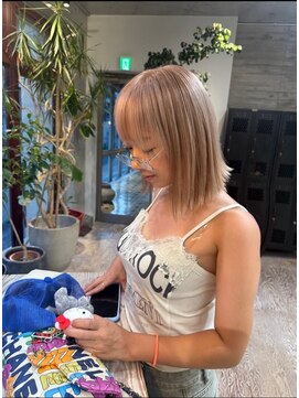 ヲタク(wotaku.) ブロンドベージュホワイトミルクティートリプルカラーブリーチ