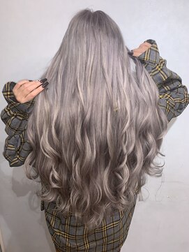 ラピス 新宿(Lapis) 【lapis新宿】プラチナシルバー