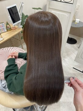 チョコレートブラウン