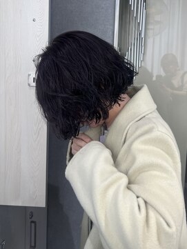 リラス 博多(rilas) あごライン ミニボブパーマ ゆるふわパーマスタイル