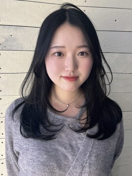 ルノン フィージュ(LUNON fieju) 黒髪クラゲヘアーオリーブグレー小顔ココアベージュ