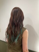 ヘアデザイニング アヴァンセ(HAIR DESIGNING Avance) インナーグリーンカラー♪