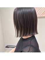エル(el.)&nbsp;#切りっぱなしボブ　＃暗めアッシュ　＃髪質改善