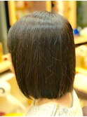 スリムな 大人ボブ    (サロンスタイル)