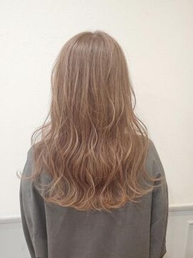 グランシュ 青葉台店(GranCieux) ベージュ×ロングウェーブヘア☆
