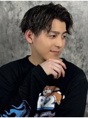 メンズショートビジネスツーブロックセンターパートフェード