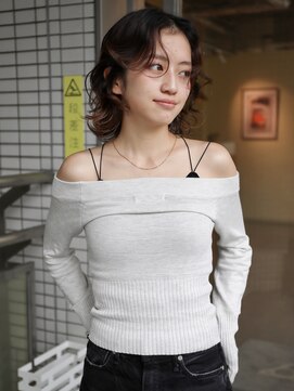 ロジェ(loje) ウェーブパーマ/ブラウンカラー/レイヤーカット