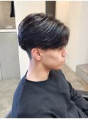 刈り上げショートセンターパートニュアンスパーマ