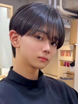 ナチュラル 渋谷(NATURAL) フェザーパーマ/スパイキーショート/サーフカール[メンズ/渋谷]