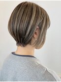 ショートハイライトインナー×白髪ぼかしスタイル【下北沢】