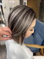 ラフ(LAFF)&nbsp;バレイヤージュ/シャドウルーツ/ハイライト/レイヤーカット