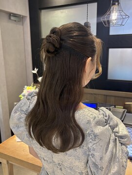 ザザ シンジュク(ZA/ZA shinjuku) ハーフアップ/カチモリ/タイトアレンジ/ヘアアレンジ