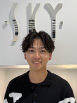 スカイビューレックス 赤坂店&nbsp;×センターパート縦落ちスパイラルパーマ