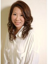 エルヴェ(eLEve) ナチュラルカールの美人ミディ