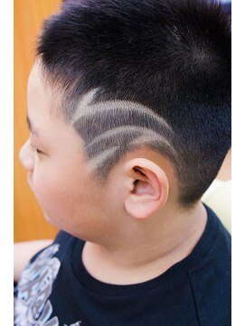 カプリヘアーデザイン(Capri Hair design) キッズバリアート☆カーブ