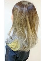 ヴァパウス ヘアーデザイン(Vapaus hair design) 【THROW】　グレージュ+グラデーションカラー　イエロー