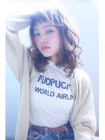 ラべリー 池袋(LOVELEY)&nbsp;ゆるふわミディアムレイヤー × ブラウンベージュ　【池袋】