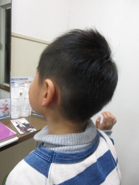 コアフィールフィス(COIFFURE fils) キッズ ベリーショート 刈り上げ