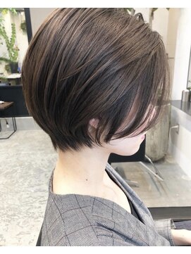 ベル 表参道店(Belle) 美容専門誌の選ぶショートヘアNo1 ★小顔くびれショート