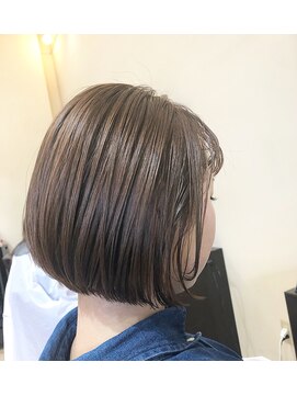 ワンラブ(ONELOVE) コンパクト艶ミニボブ