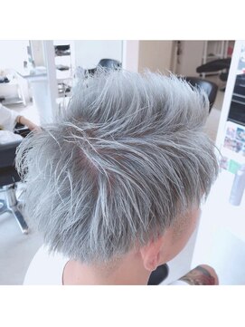 ヘアサロン ハーツ(hair salon HEARTS) ホワイトシルバー