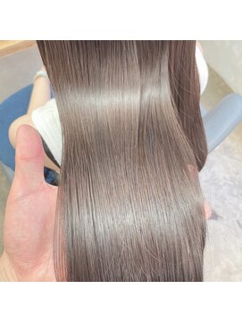 フィン(FiN by allure) 浦前ツバサ/髪質改善/シースルーベージュ/ヘアエステ/乾燥ケア