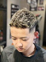 バーバー スタジオ ラフテル(Barber Studio RAFTEL)&nbsp;モヒカンスタイル