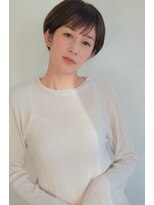 アヌーク トケ(AnouK TOKE) 【AnouK-TOKE-】耳掛け美人ショートボブ